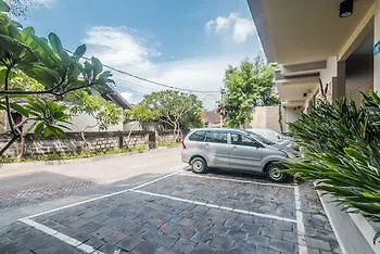 Zen Rooms Denpasar Imam Bonjol 2 Hotel